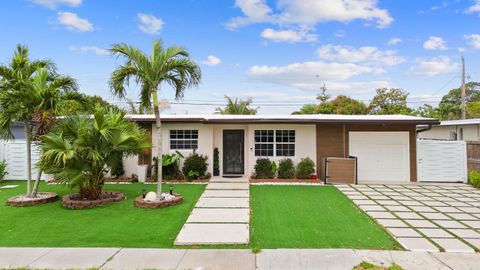 1895 Violet Avenue West Palm Beach FL 33415