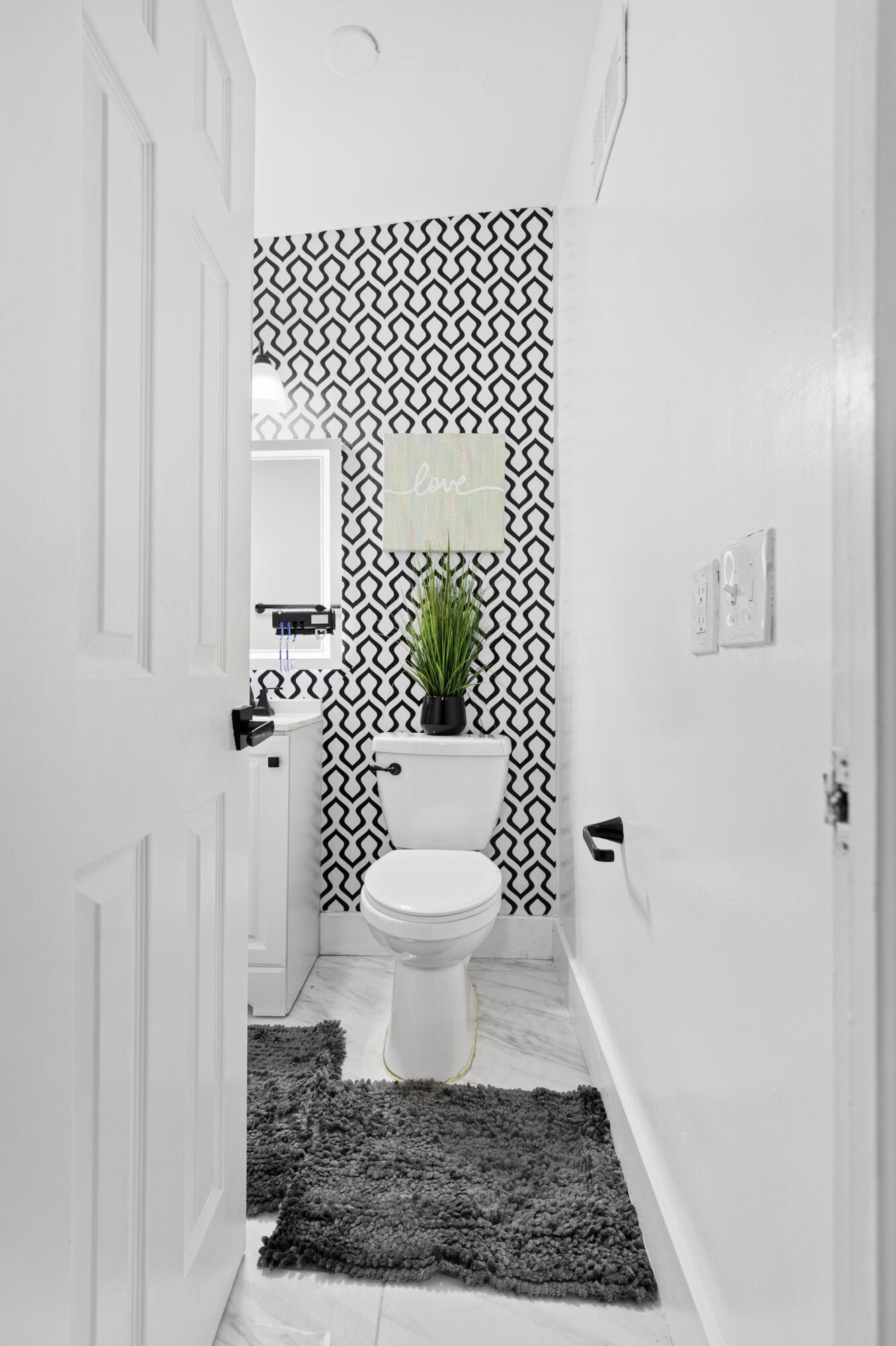 FOREST HILL VILLAGE 4 - Residential