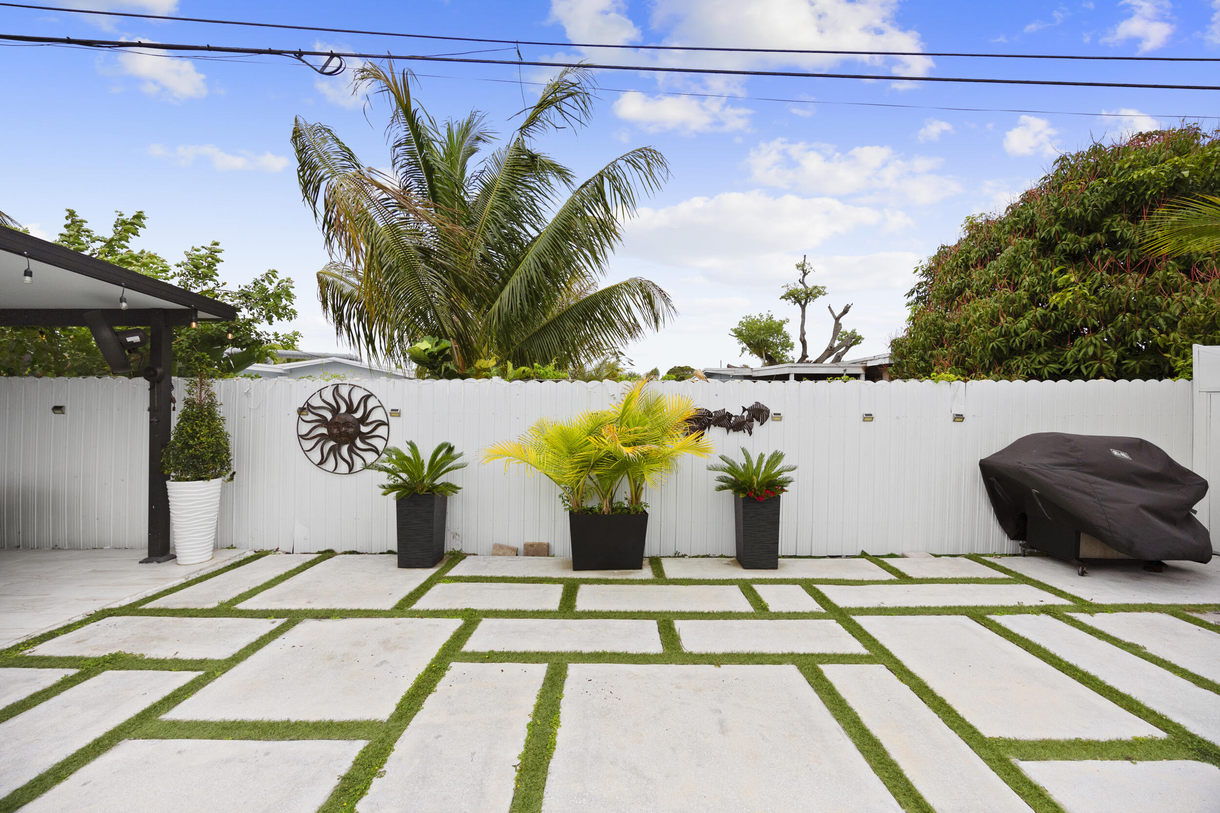 FOREST HILL VILLAGE 4 - Residential