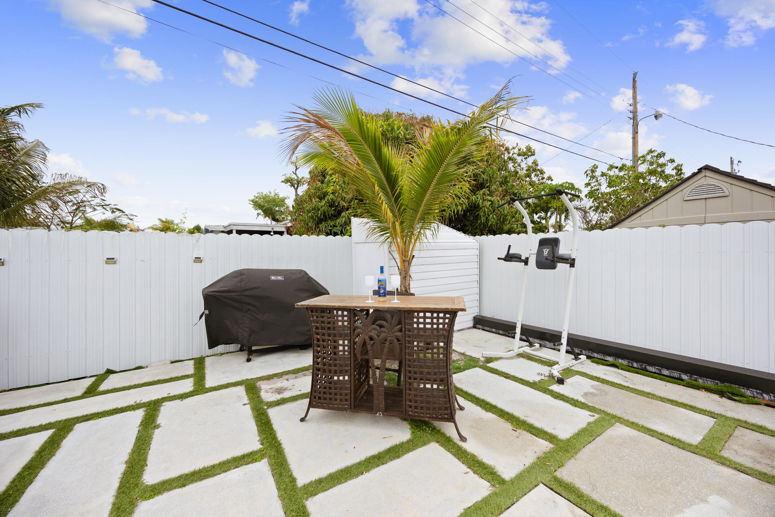 FOREST HILL VILLAGE 4 - Residential