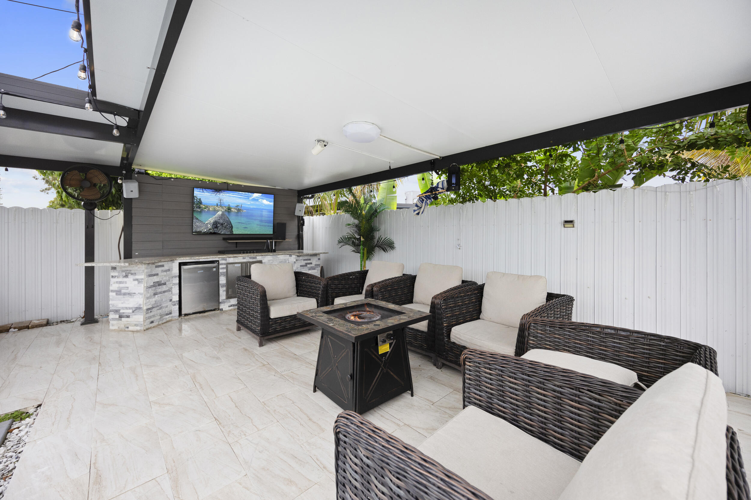 FOREST HILL VILLAGE 4 - Residential