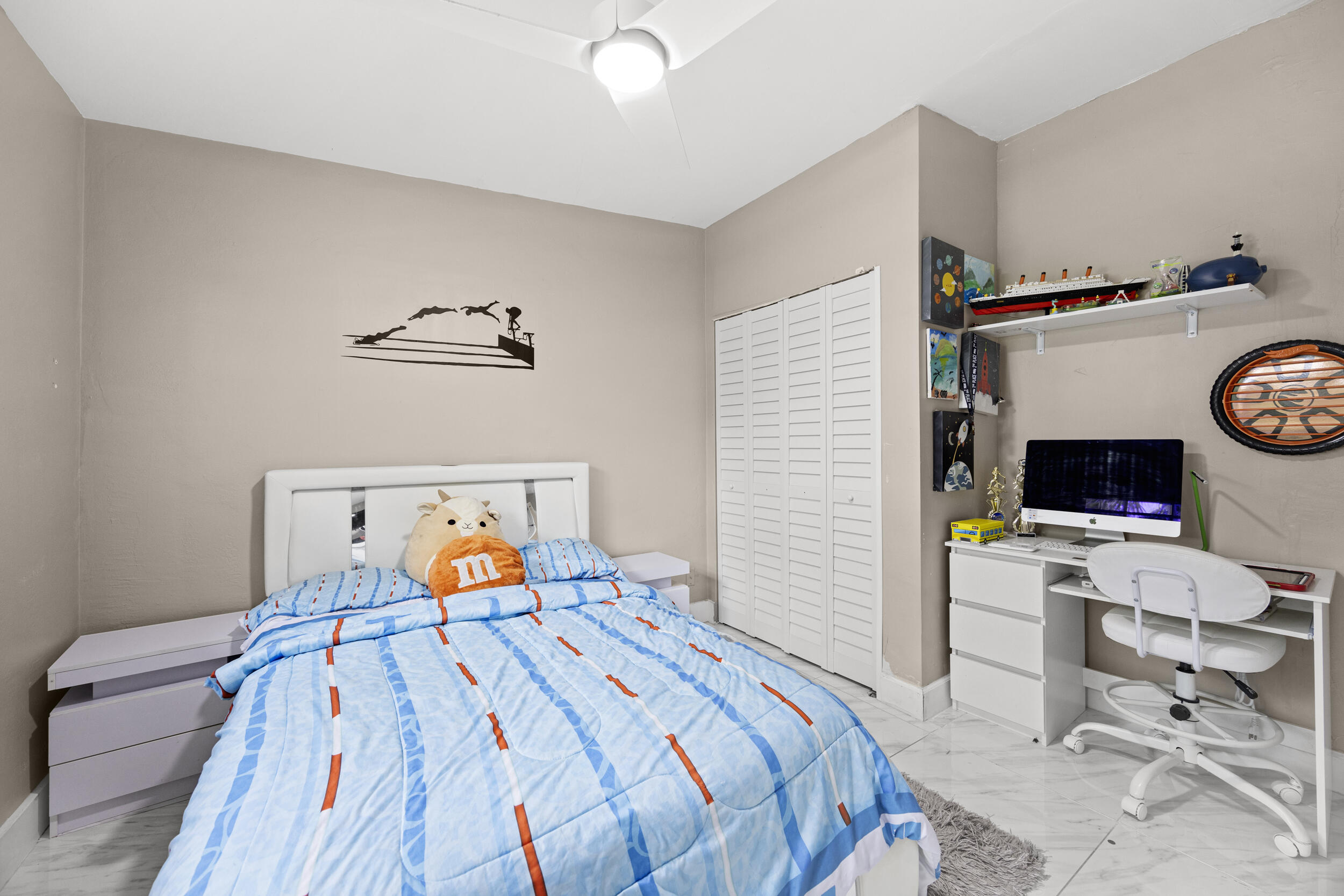 FOREST HILL VILLAGE 4 - Residential