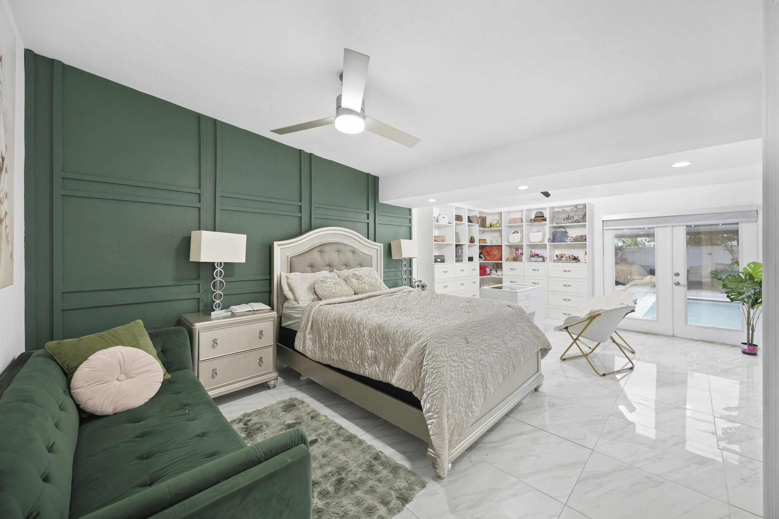 FOREST HILL VILLAGE 4 - Residential