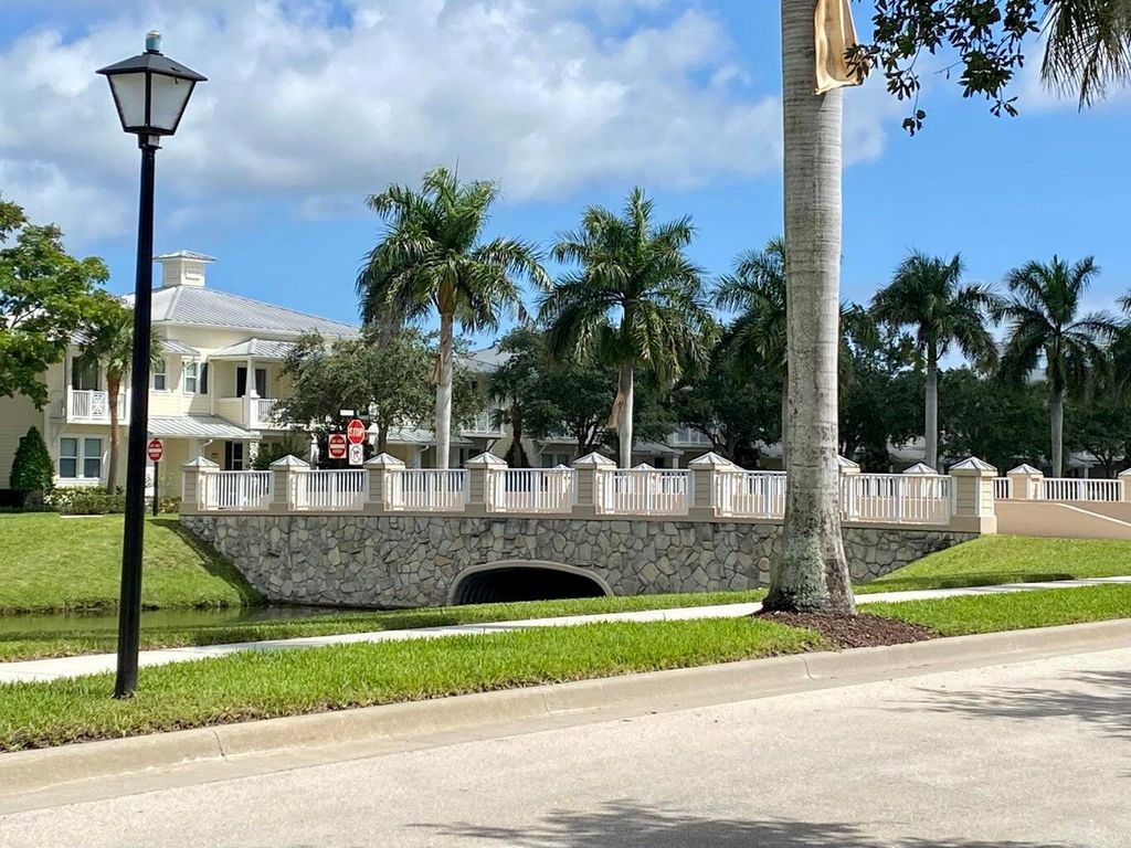 Photo of 1422 S Jeaga Drive, Jupiter, FL 33458 (MLS # R11069020)