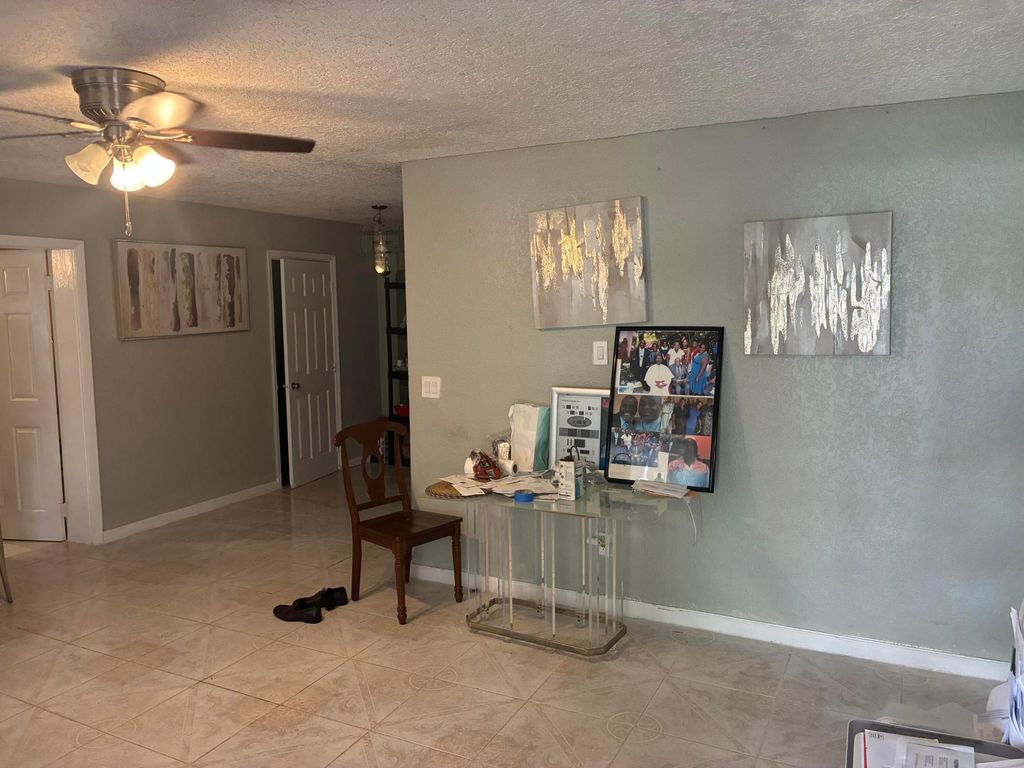 Photo of 3120 NE 8th Avenue, Pompano Beach, FL 33064 (MLS # B26030558)