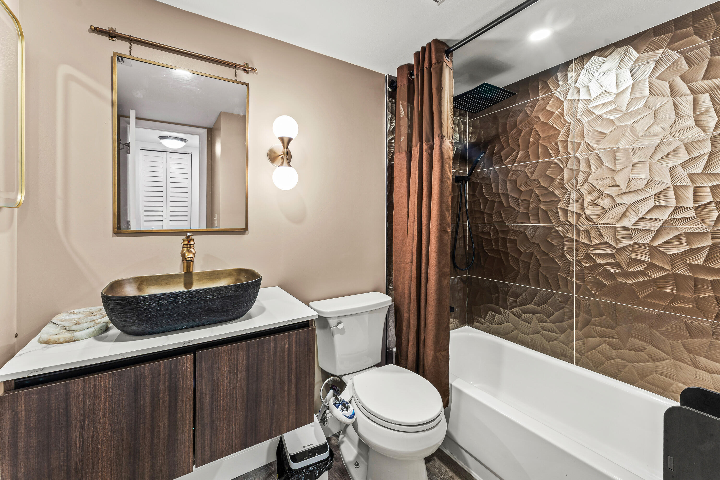 PINE RIDGE NORTH I CONDO - Residential