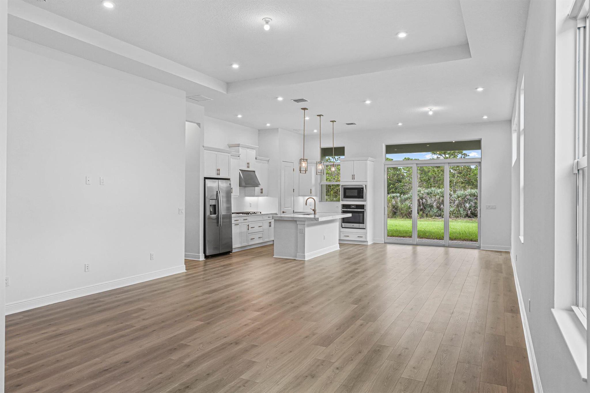 VERANDA ESTATES PHASE 1 - Residential