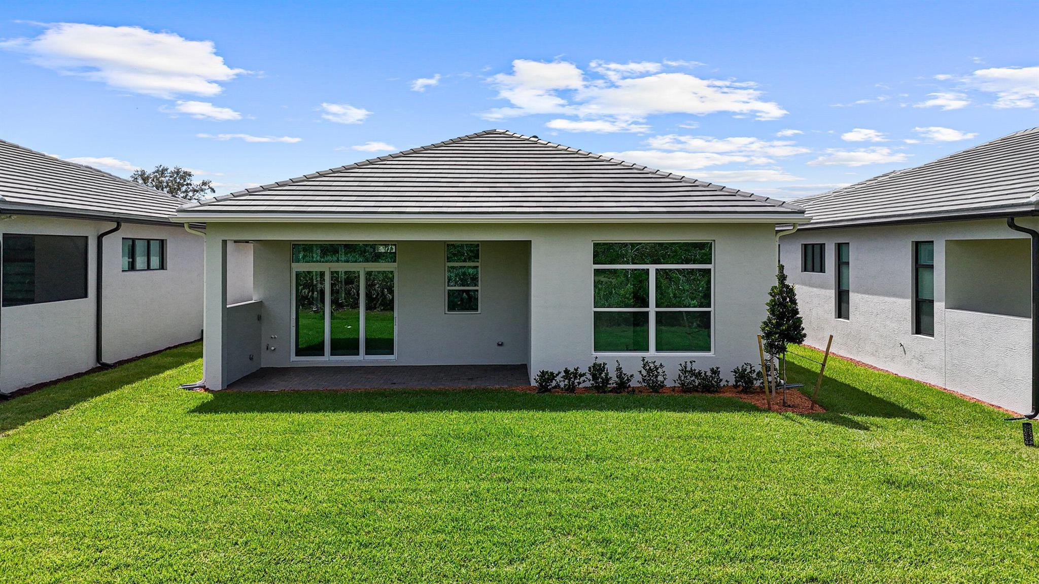 VERANDA ESTATES PHASE 1 - Residential