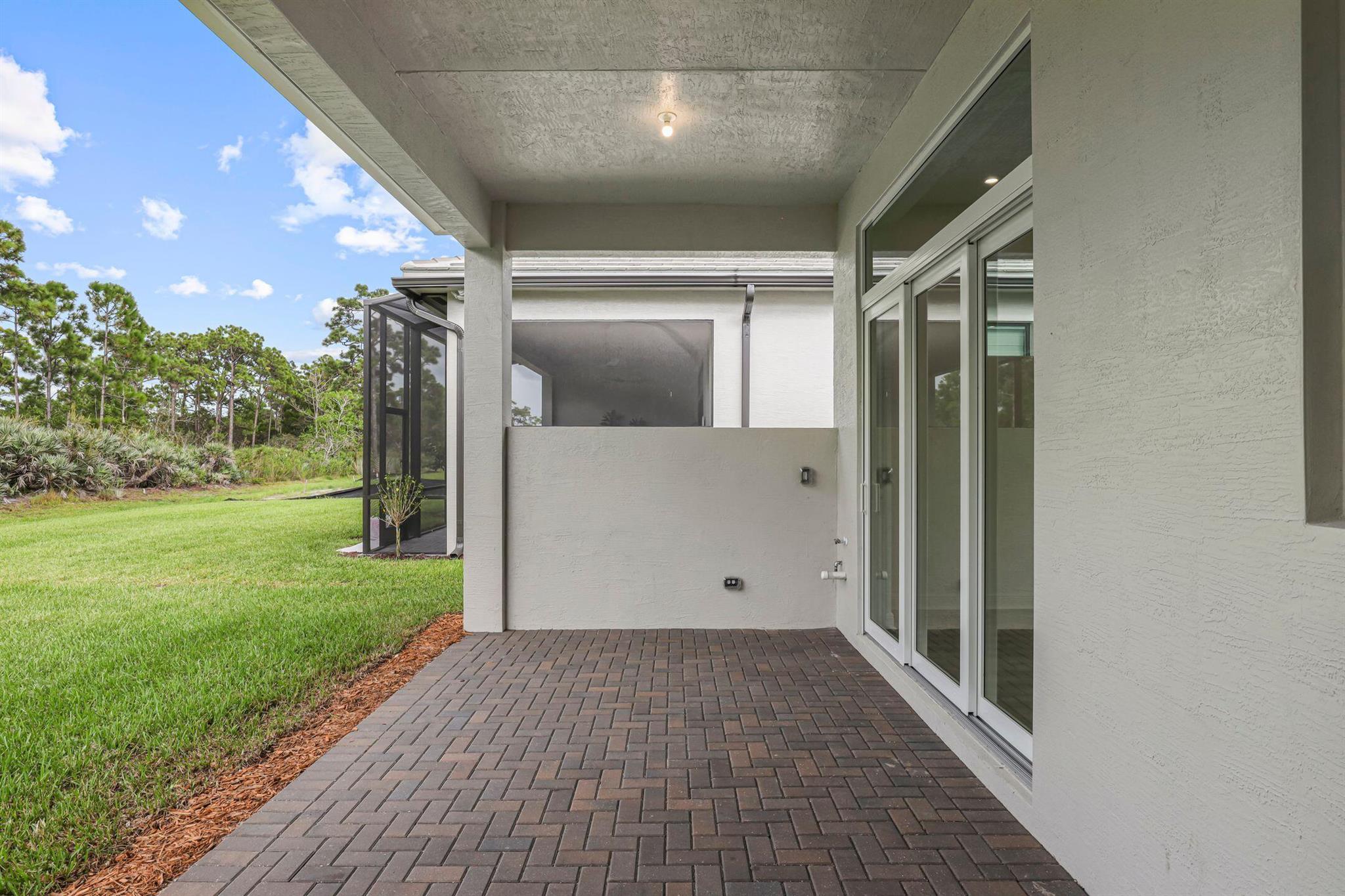 VERANDA ESTATES PHASE 1 - Residential