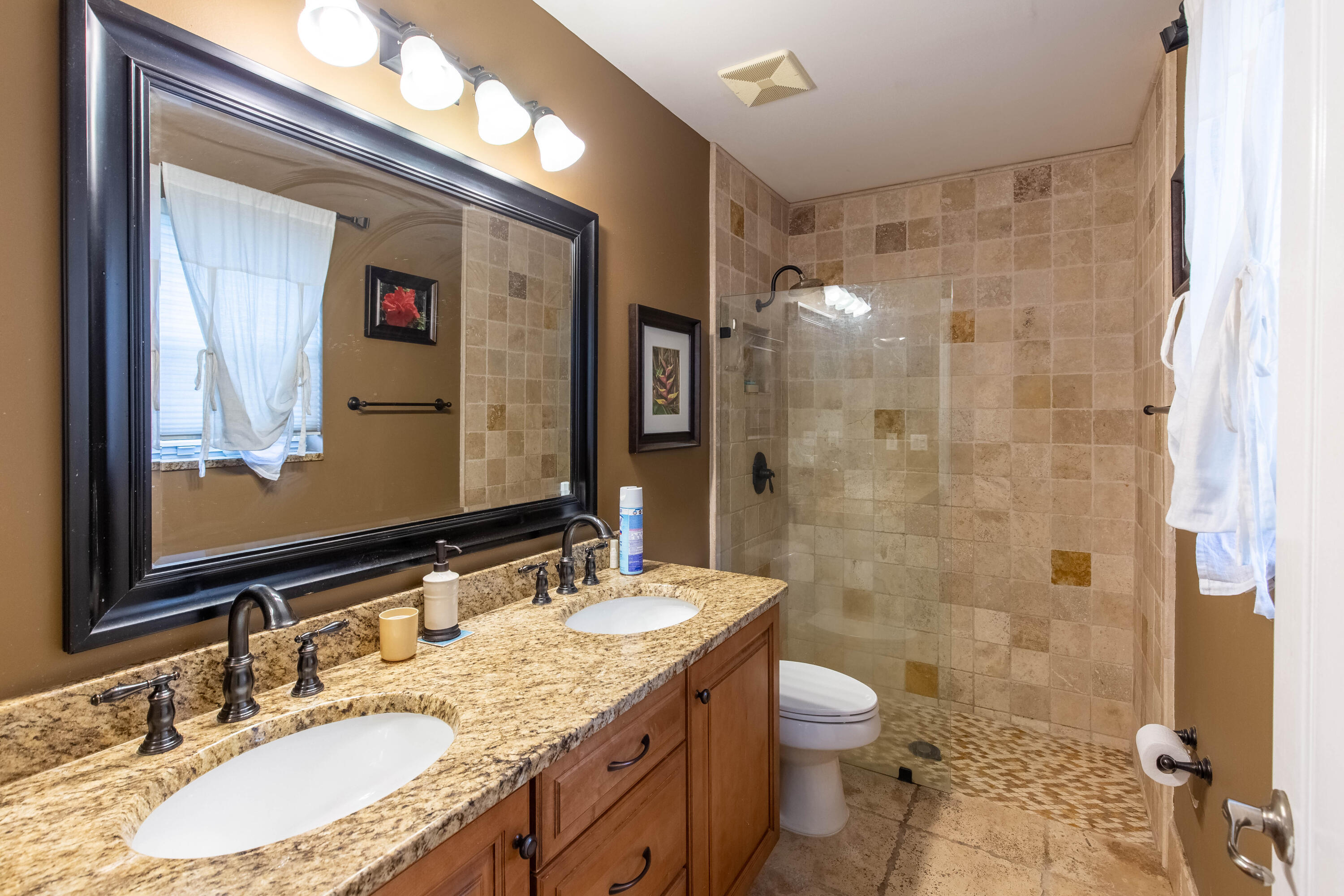 WELLINGTONS EDGE PAR 76 PH 2C - Residential