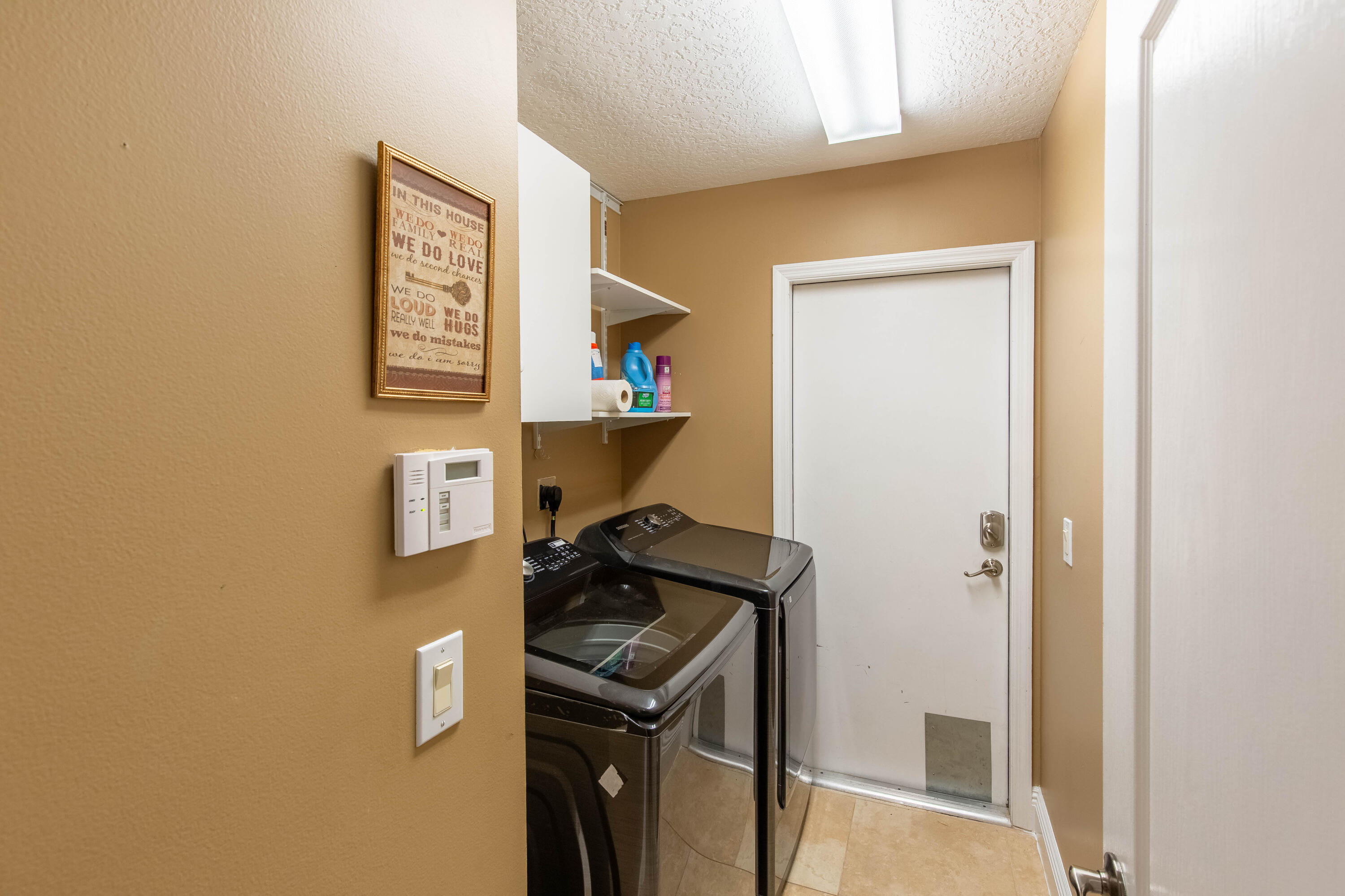 WELLINGTONS EDGE PAR 76 PH 2C - Residential