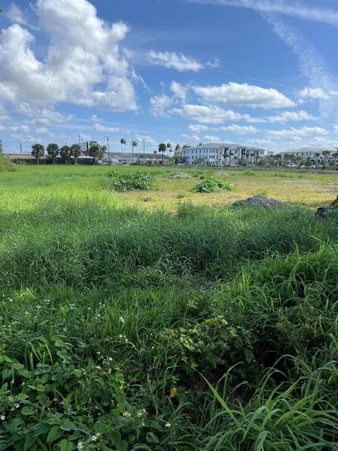 Block C Alice Avenue Palm Springs FL 33406