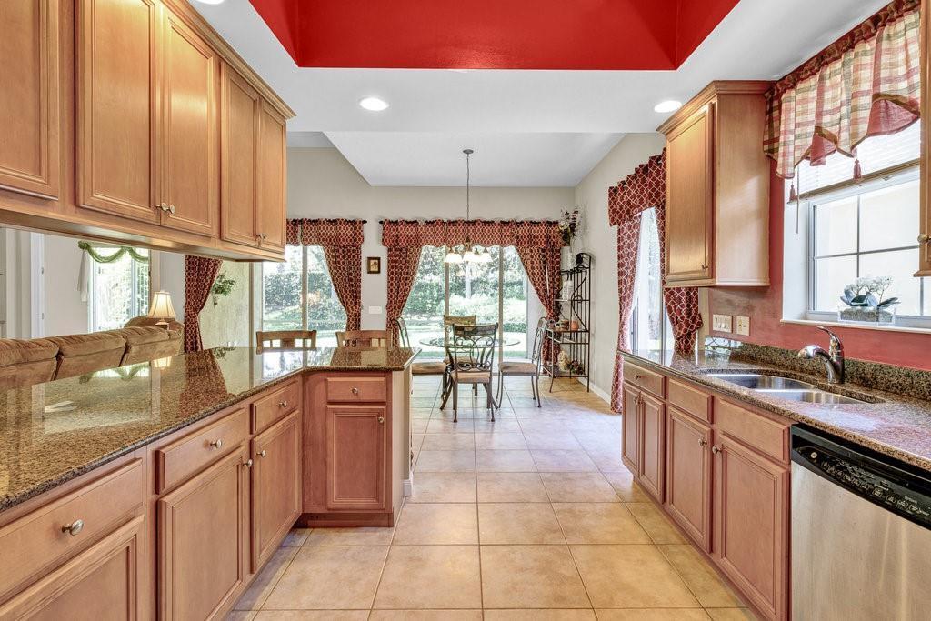 5209 Eleuthra Circle