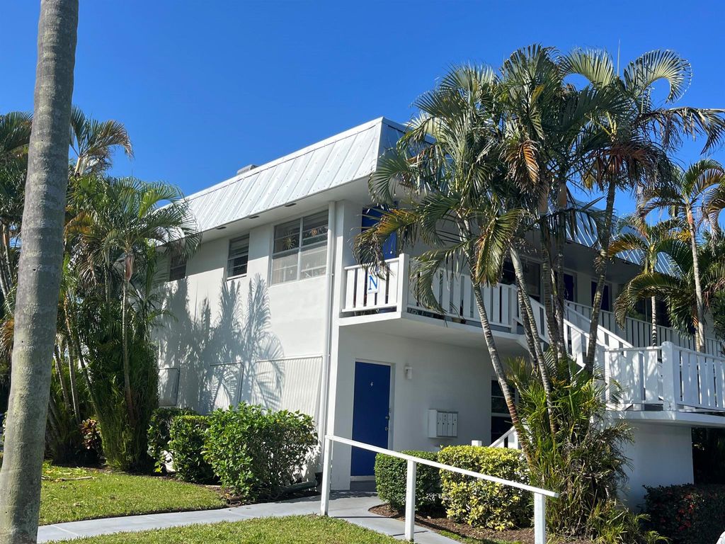 Photo of 2929 SE Ocean Boulevard #N-8, Stuart, FL 34996 (MLS # R10883477)