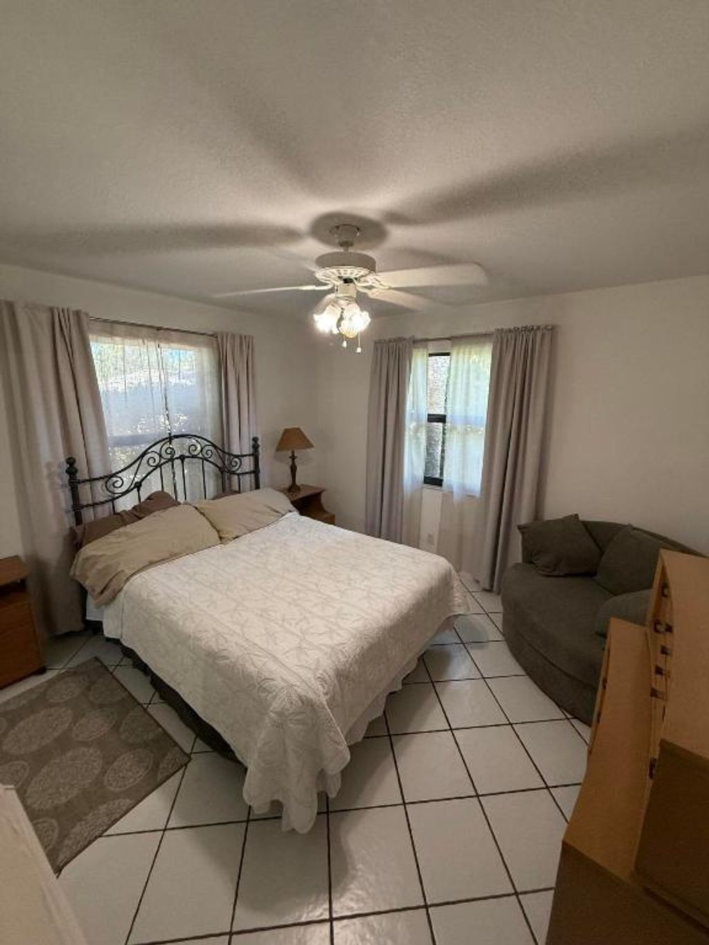 Photo of 2507 Canterbury Dr N, West Palm Beach, FL 33407 (MLS # R11100430)