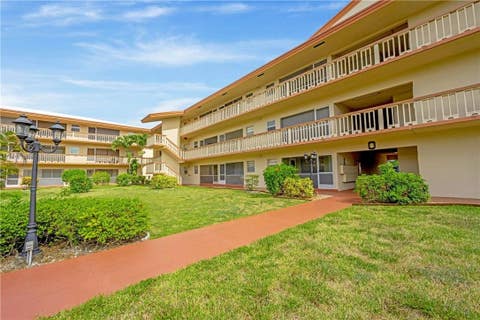 Photo of 5300 Washington Street #108d, Hollywood, FL 33021 (MLS # B26041031)