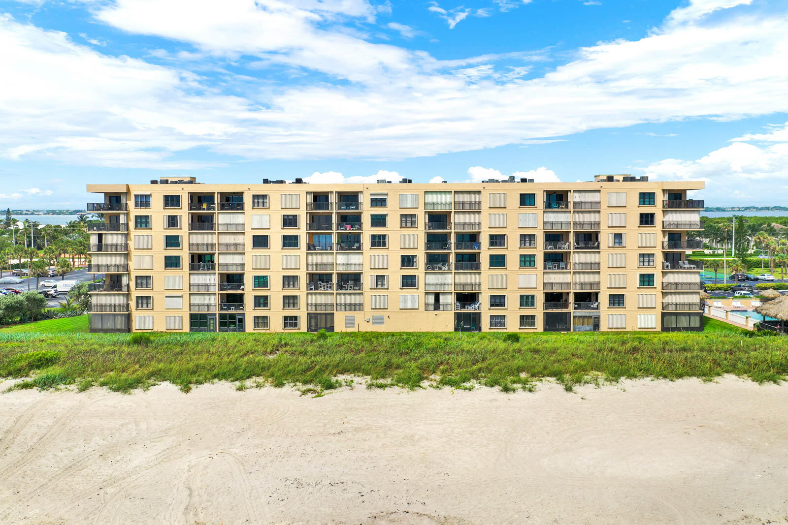 10200 S Ocean Drive 409