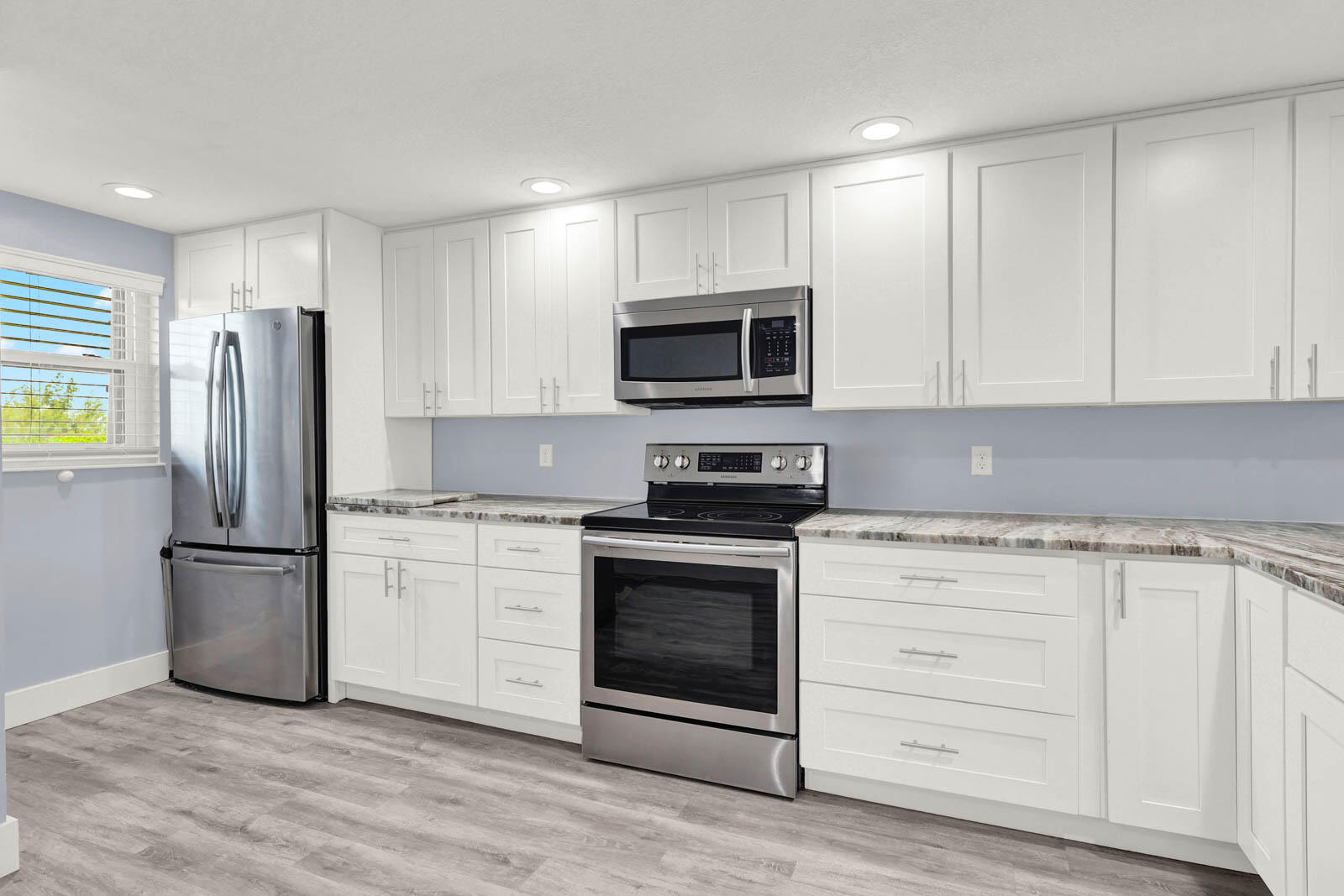 ATLANTIS III BY THE SEA, A CONDOMINIUM - Residential