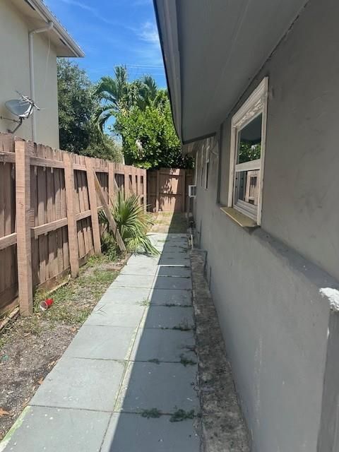 1141 SE 4th Avenue Fort Lauderdale FL 33316