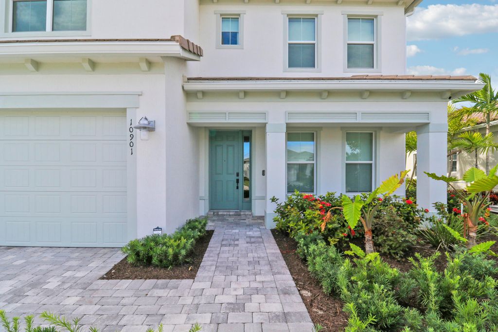 Photo of 10901 Stellar Circle, Palm Beach Gardens, FL 33412 (MLS # R11150916)