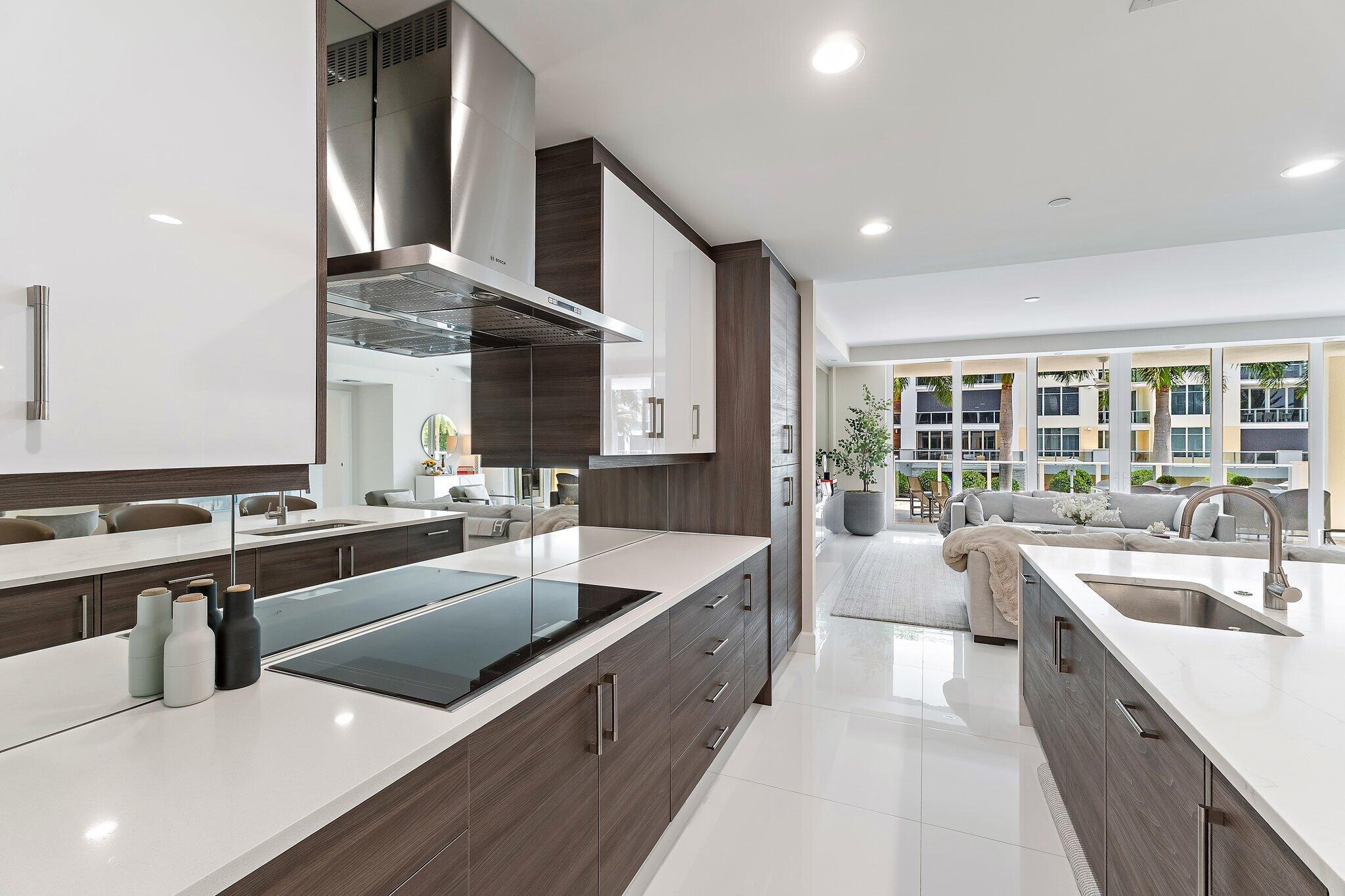 AZURE CONDO - Residential