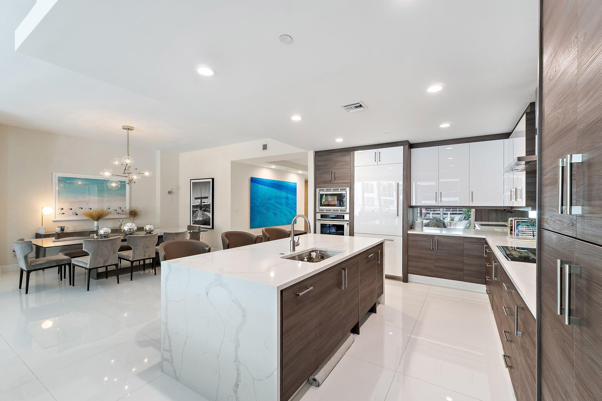 AZURE CONDO - Residential