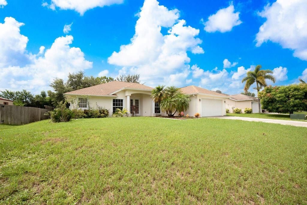 Photo of 720 SW Gretchen Terrace, Port Saint Lucie, FL 34953 (MLS # R11010506)