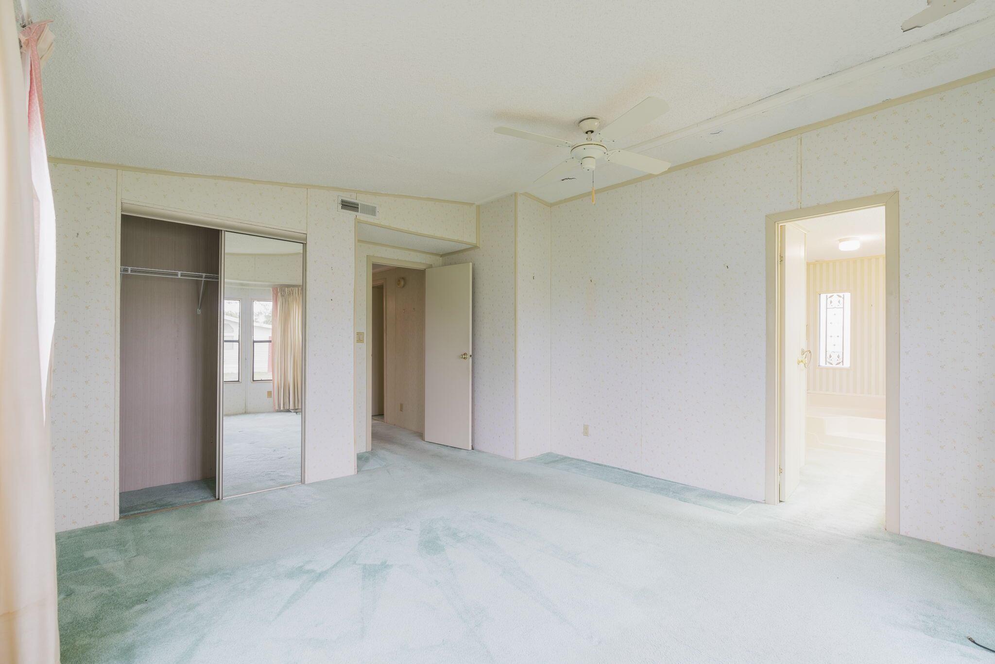 ST LUCIE FALLS (AKA RIVER - Residential