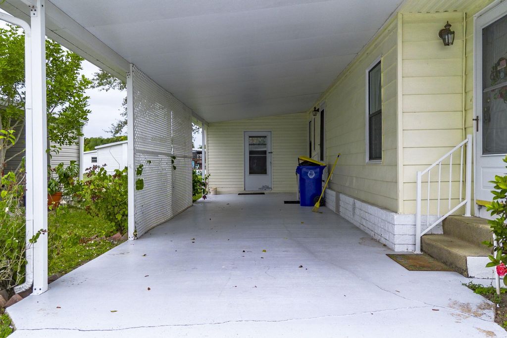 Photo of 2791 SW Pontiac Place, Stuart, FL 34997 (MLS # R11149035)