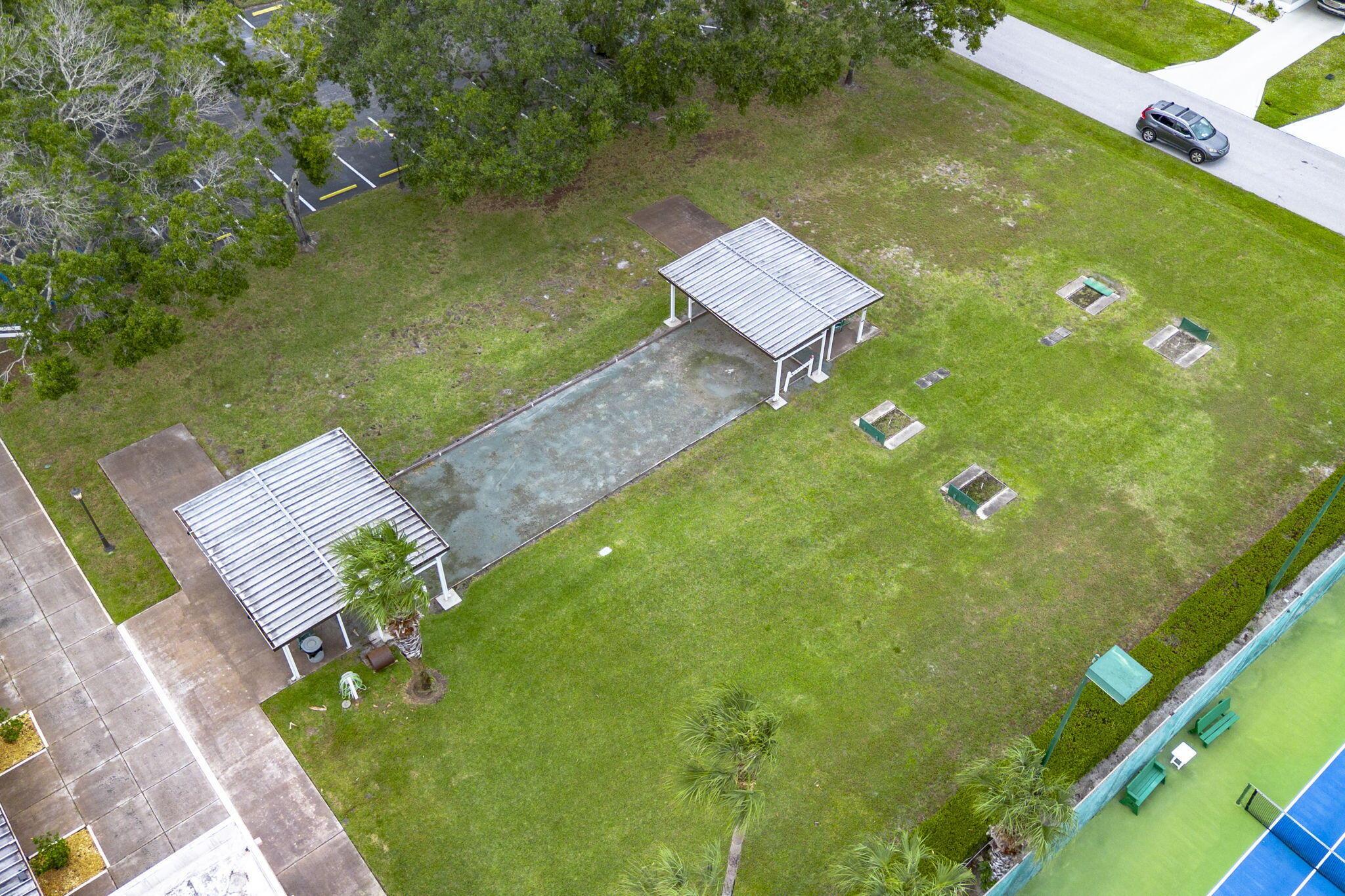 ST LUCIE FALLS (AKA RIVER - Residential