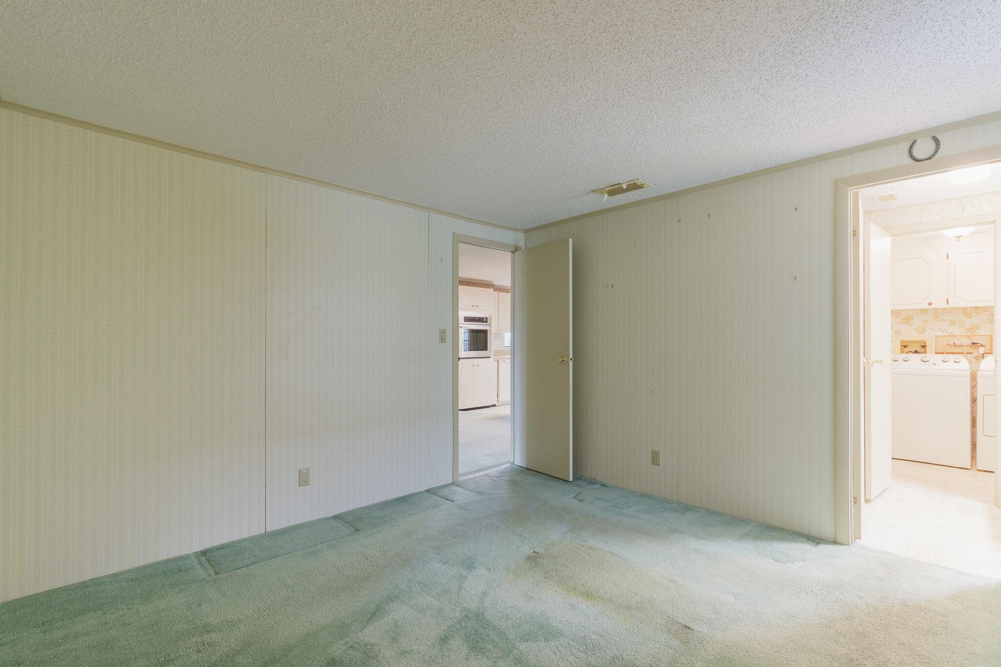 ST LUCIE FALLS (AKA RIVER - Residential