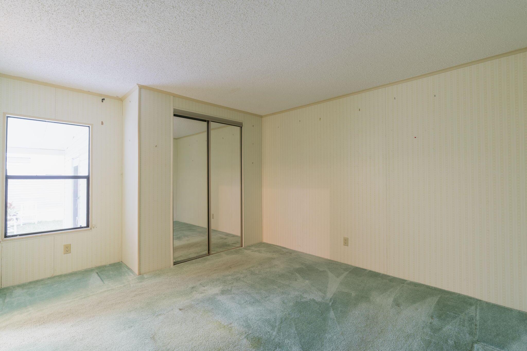 ST LUCIE FALLS (AKA RIVER - Residential