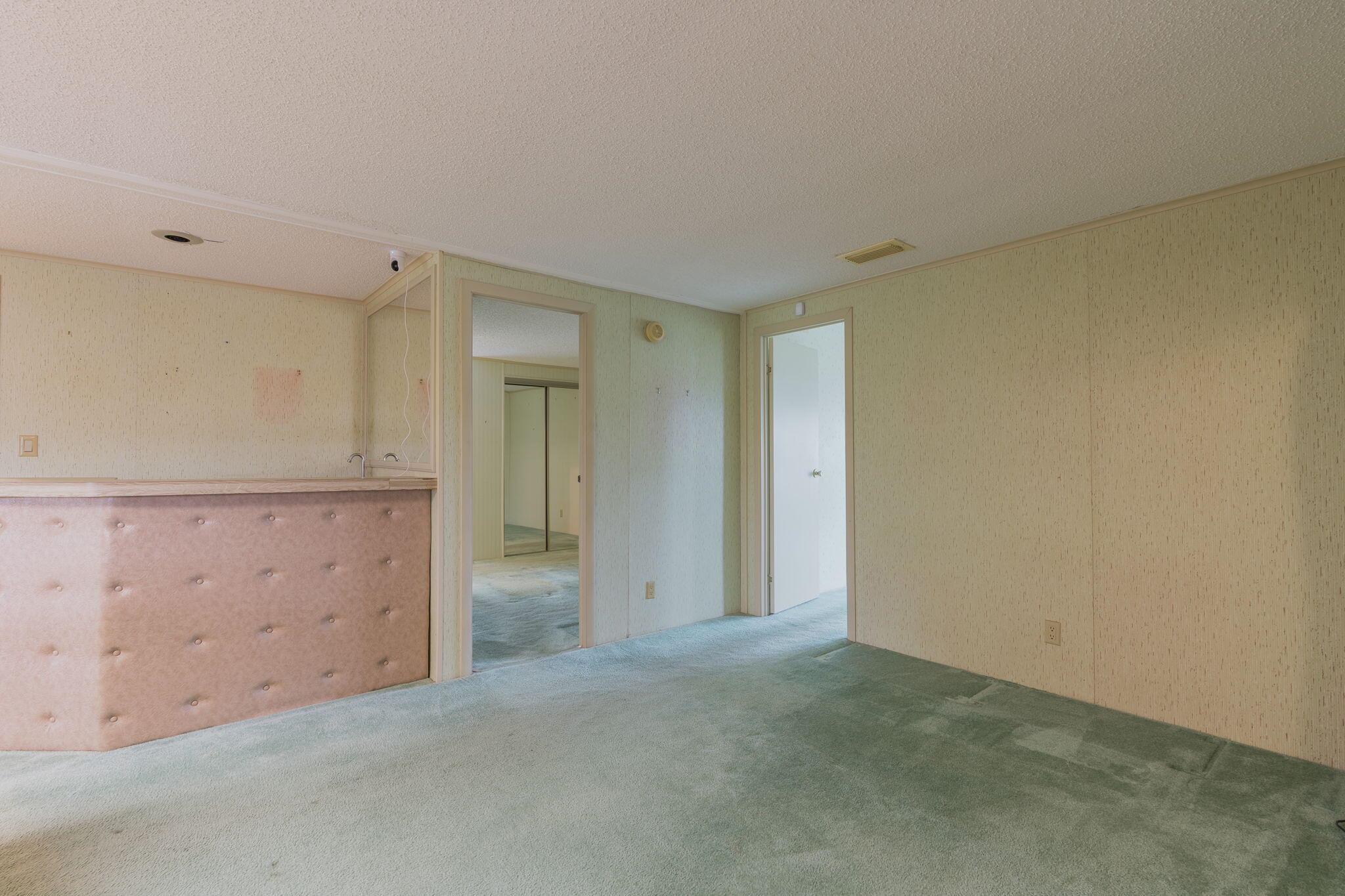 ST LUCIE FALLS (AKA RIVER - Residential