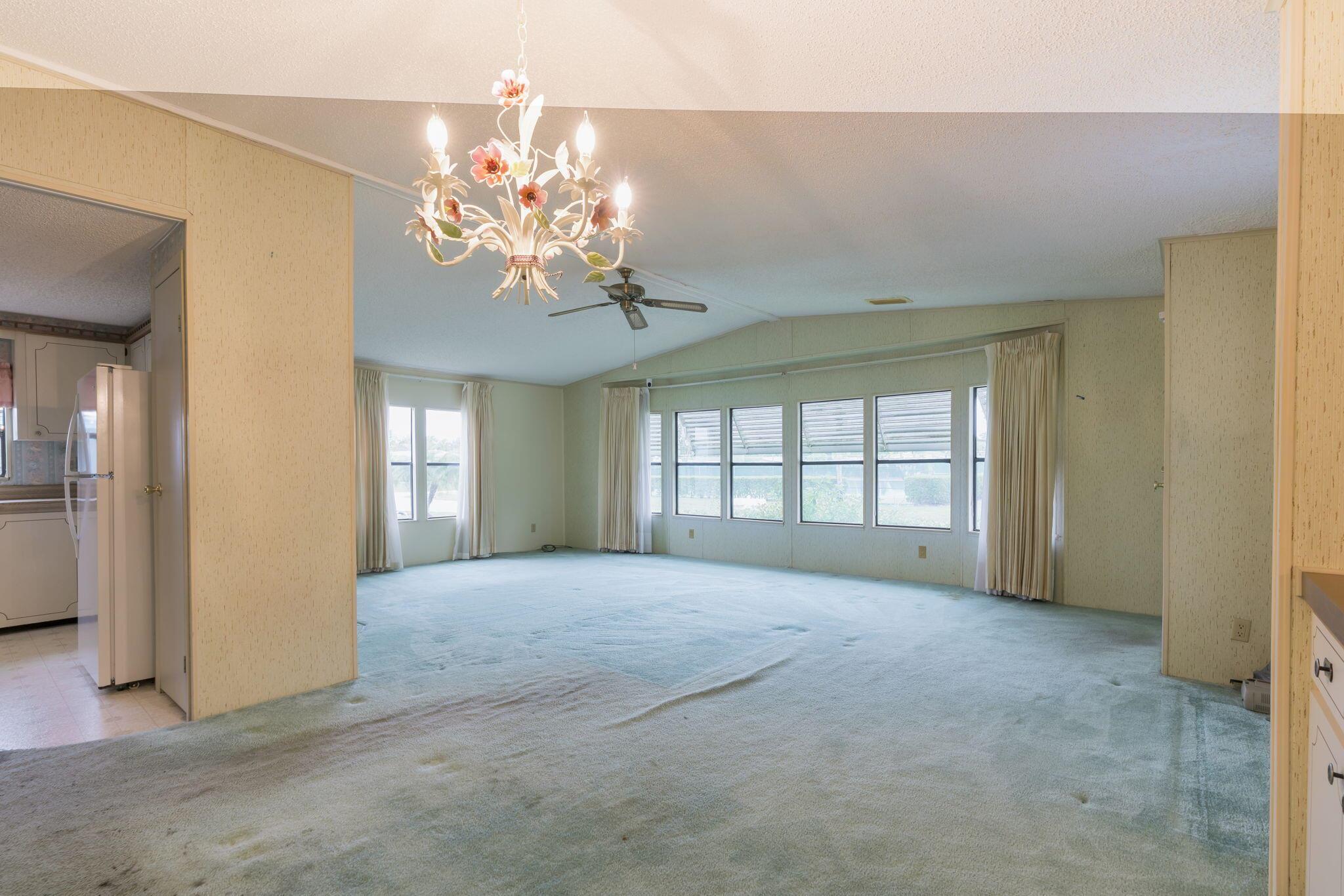 ST LUCIE FALLS (AKA RIVER - Residential