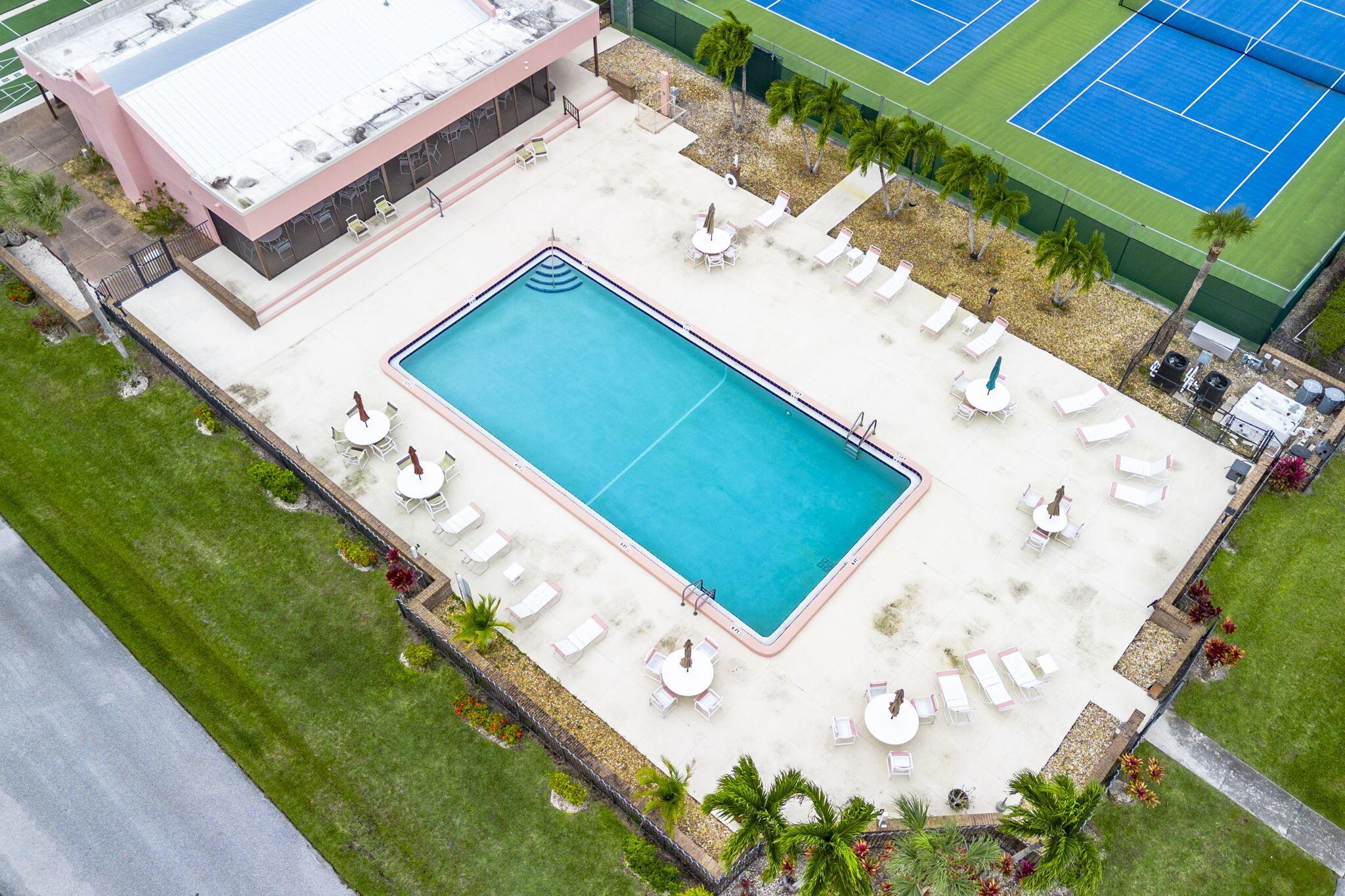 ST LUCIE FALLS (AKA RIVER - Residential