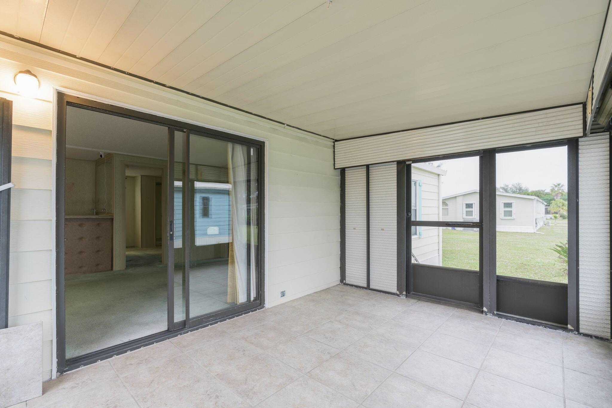 ST LUCIE FALLS (AKA RIVER - Residential