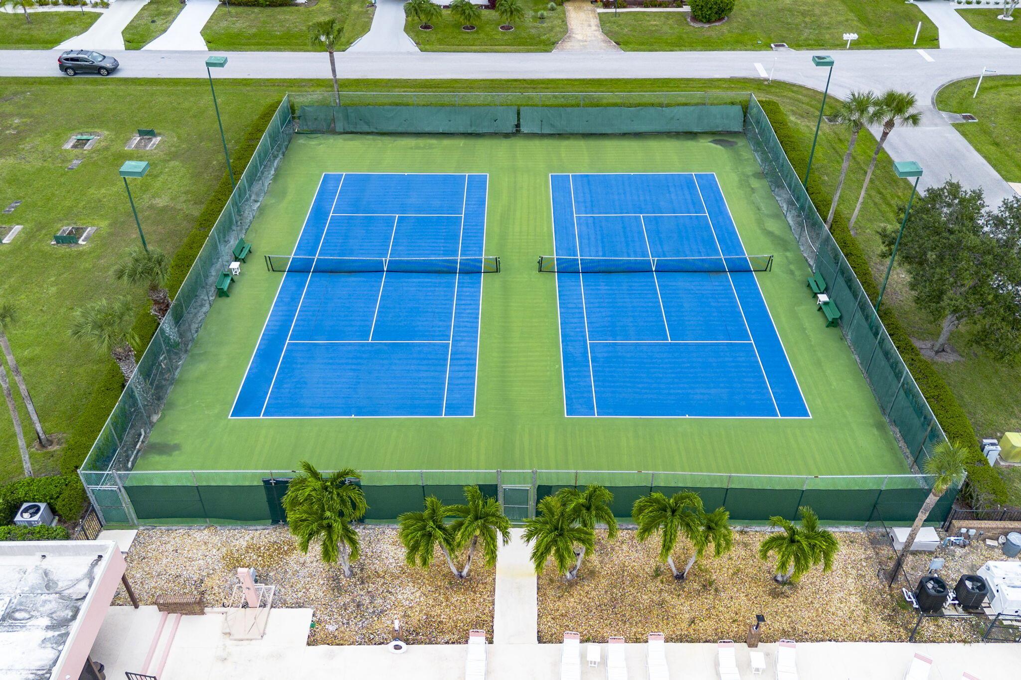 ST LUCIE FALLS (AKA RIVER - Residential