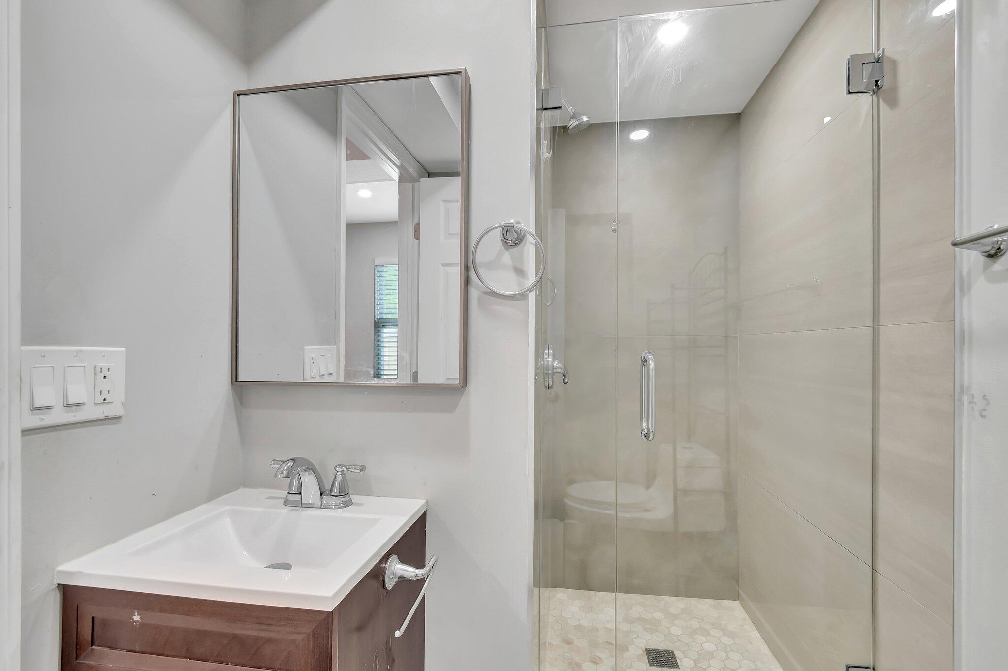 GREYNOLDS HIGHLANDS UNIT - Residential