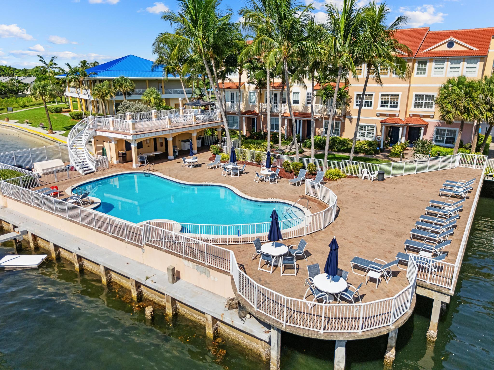 105 Harbors Way