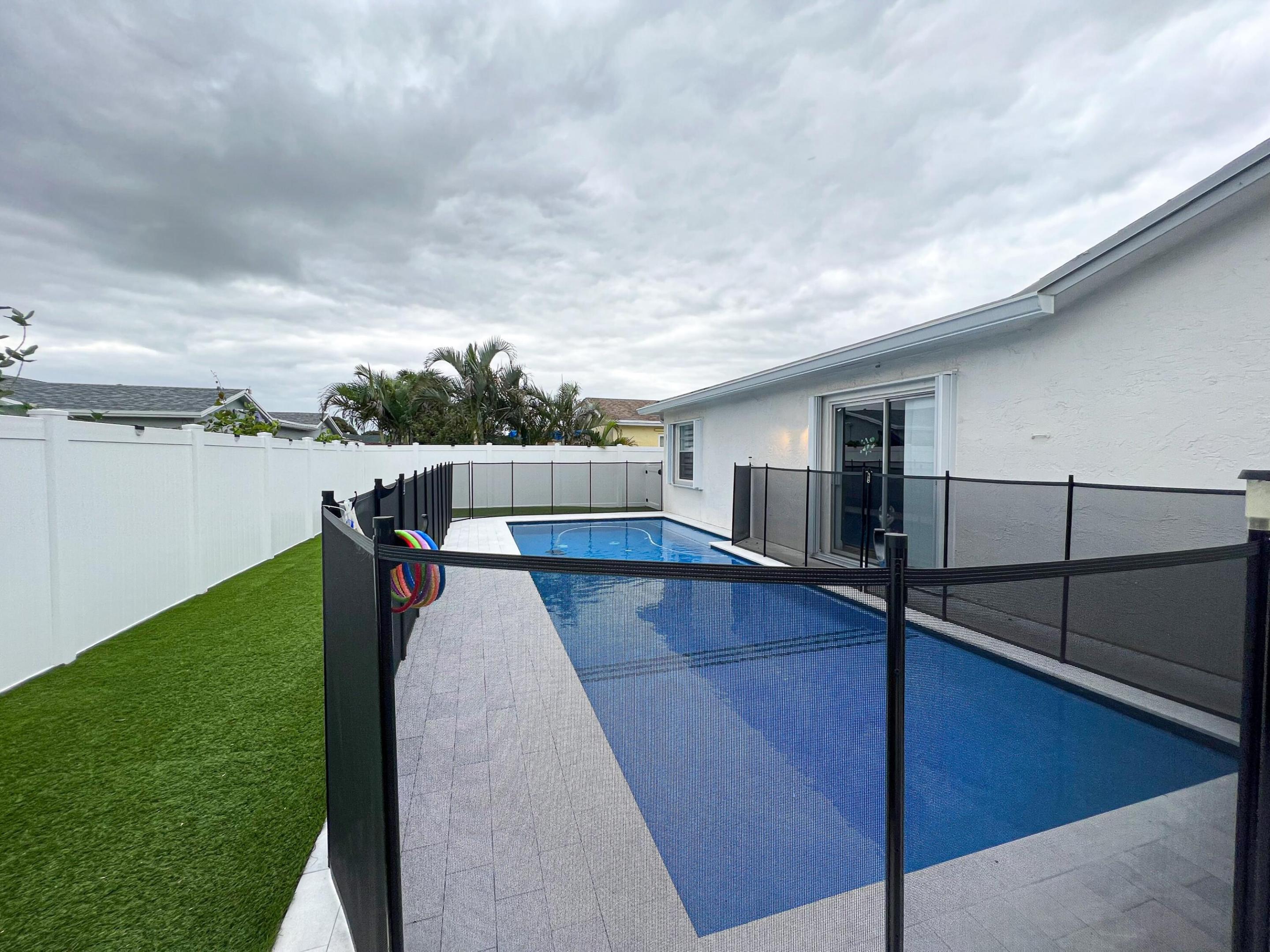 SANDALFOOT COVE SEC 7 AND 8 - Residential Lease