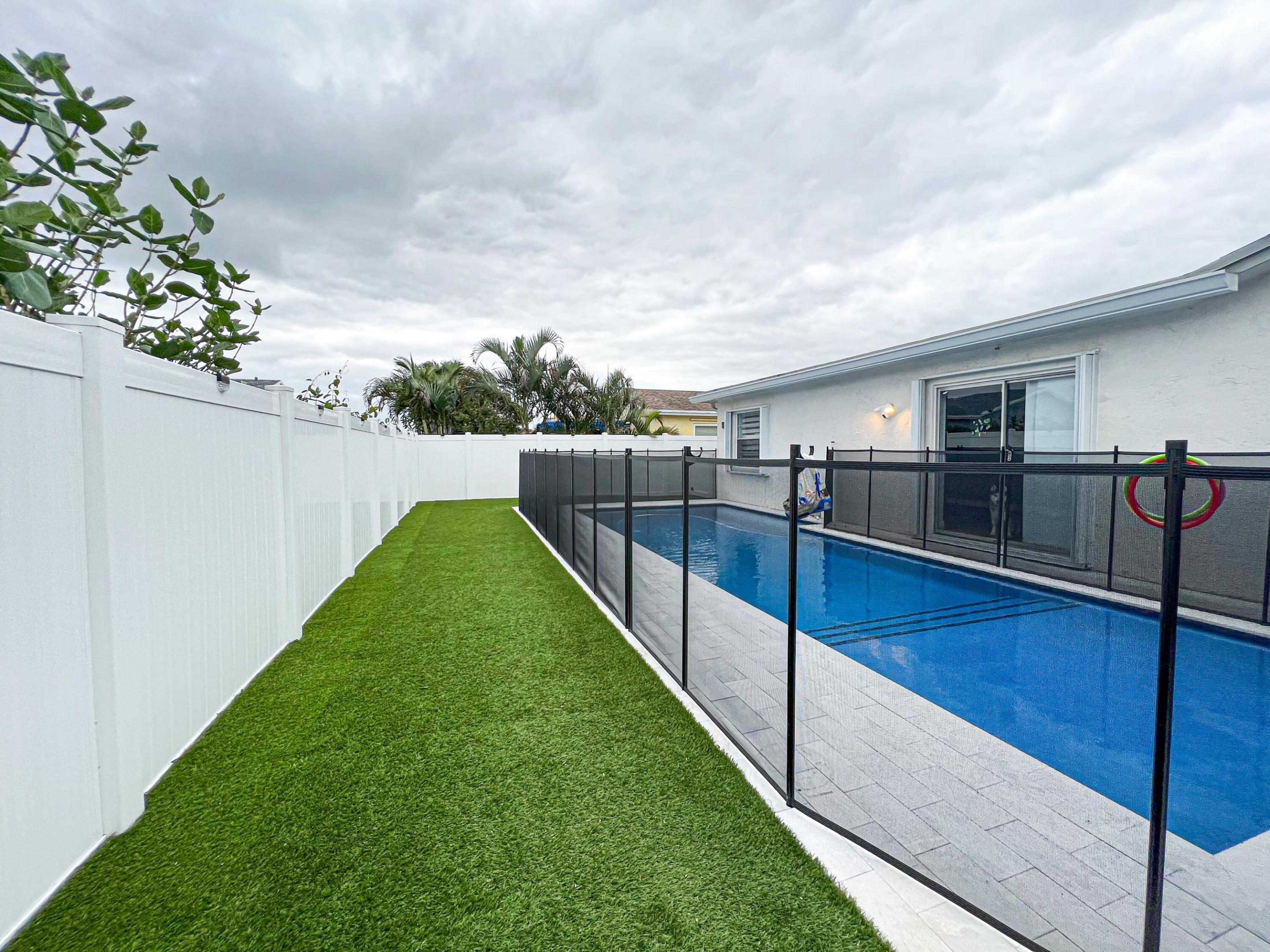 SANDALFOOT COVE SEC 7 AND 8 - Residential Lease