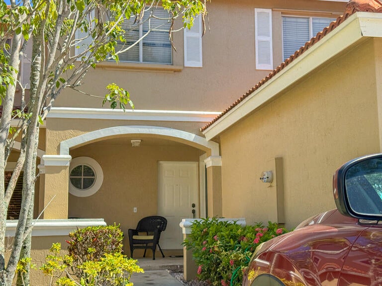 6111 Sugar Loaf Lane