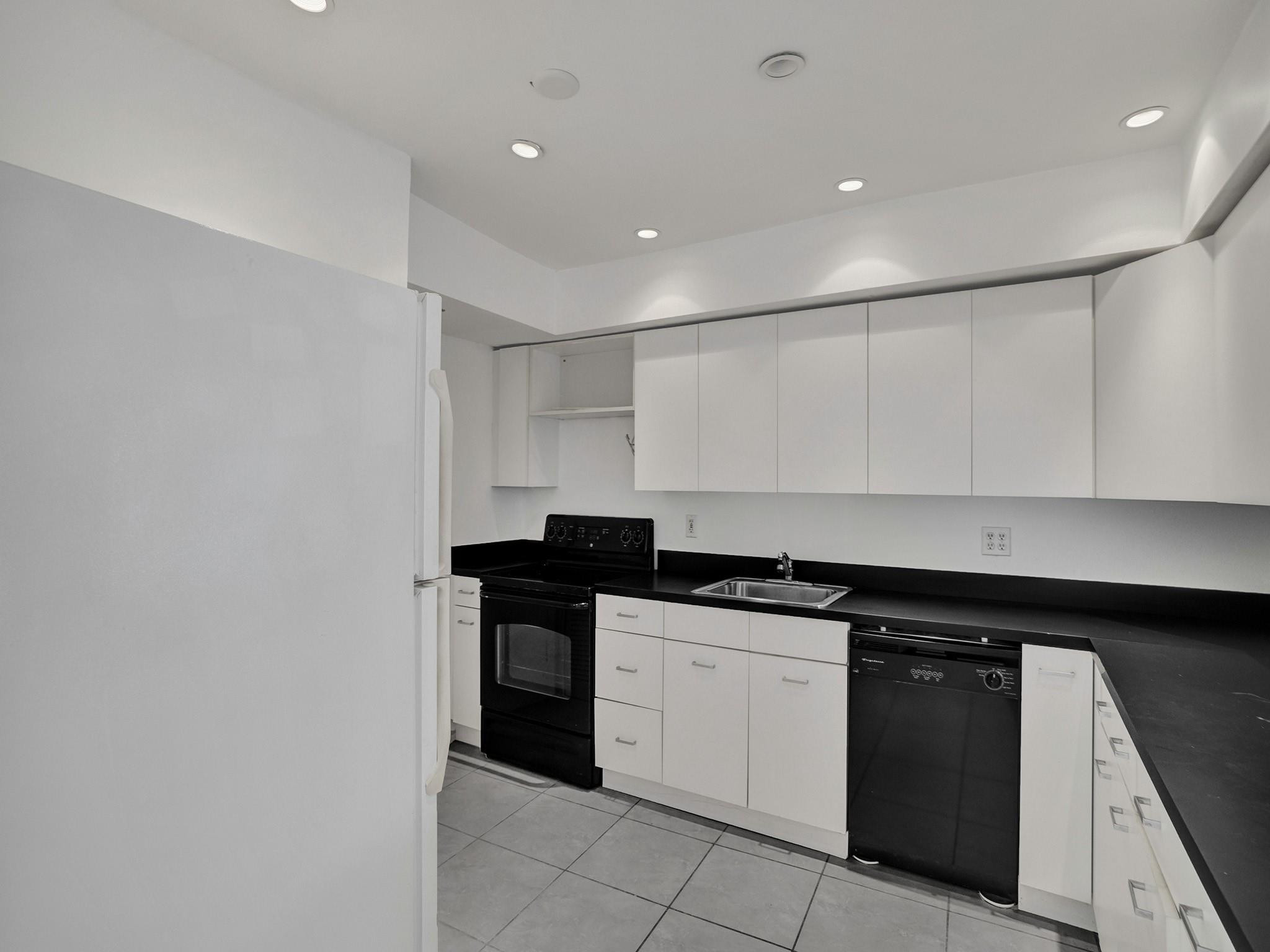 FAIRWAYS RIVIERA CONDO - Residential