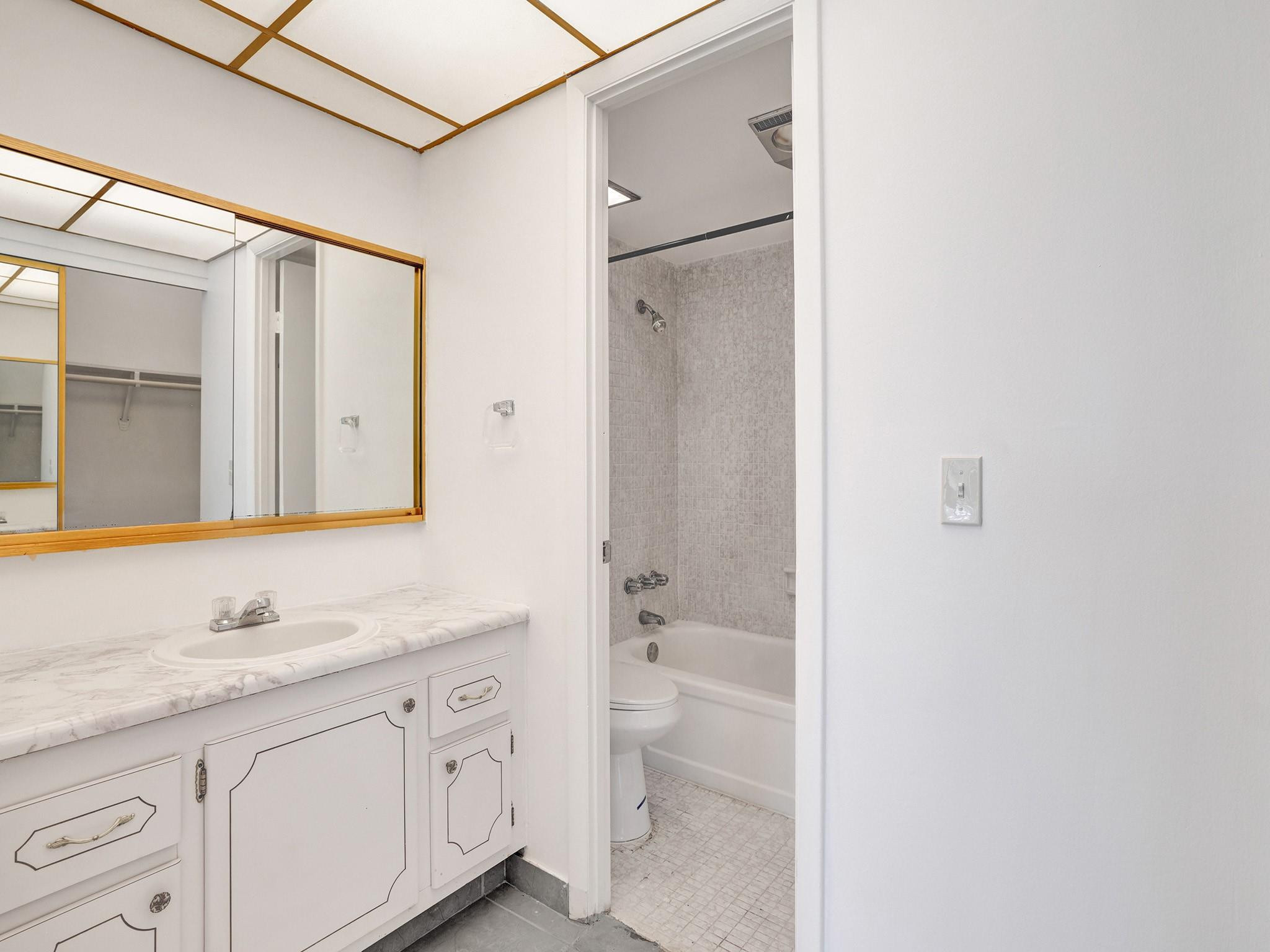 FAIRWAYS RIVIERA CONDO - Residential