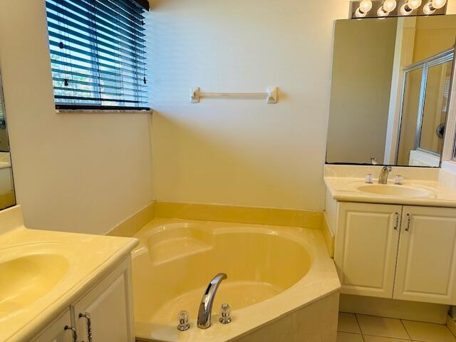 MILITARY TRAIL PUD - Residential Lease