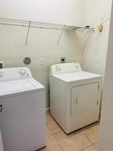 MILITARY TRAIL PUD - Residential Lease
