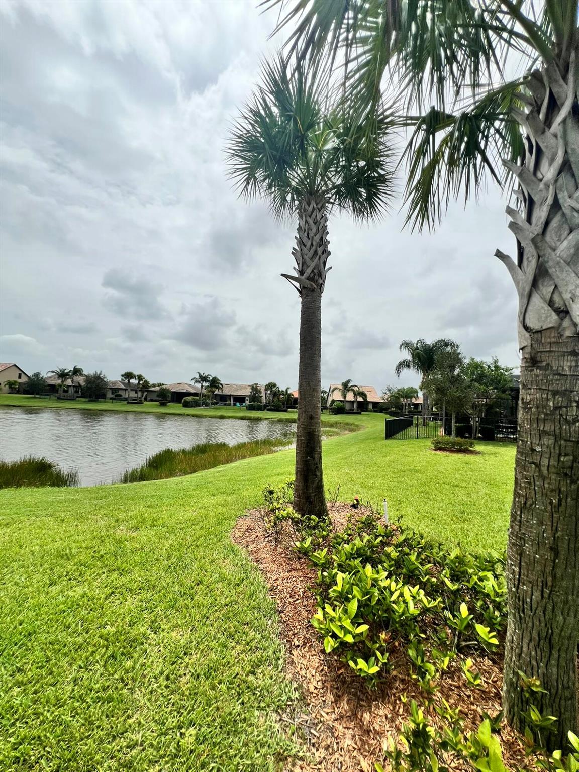 VERANDA GARDENS - Residential Lease