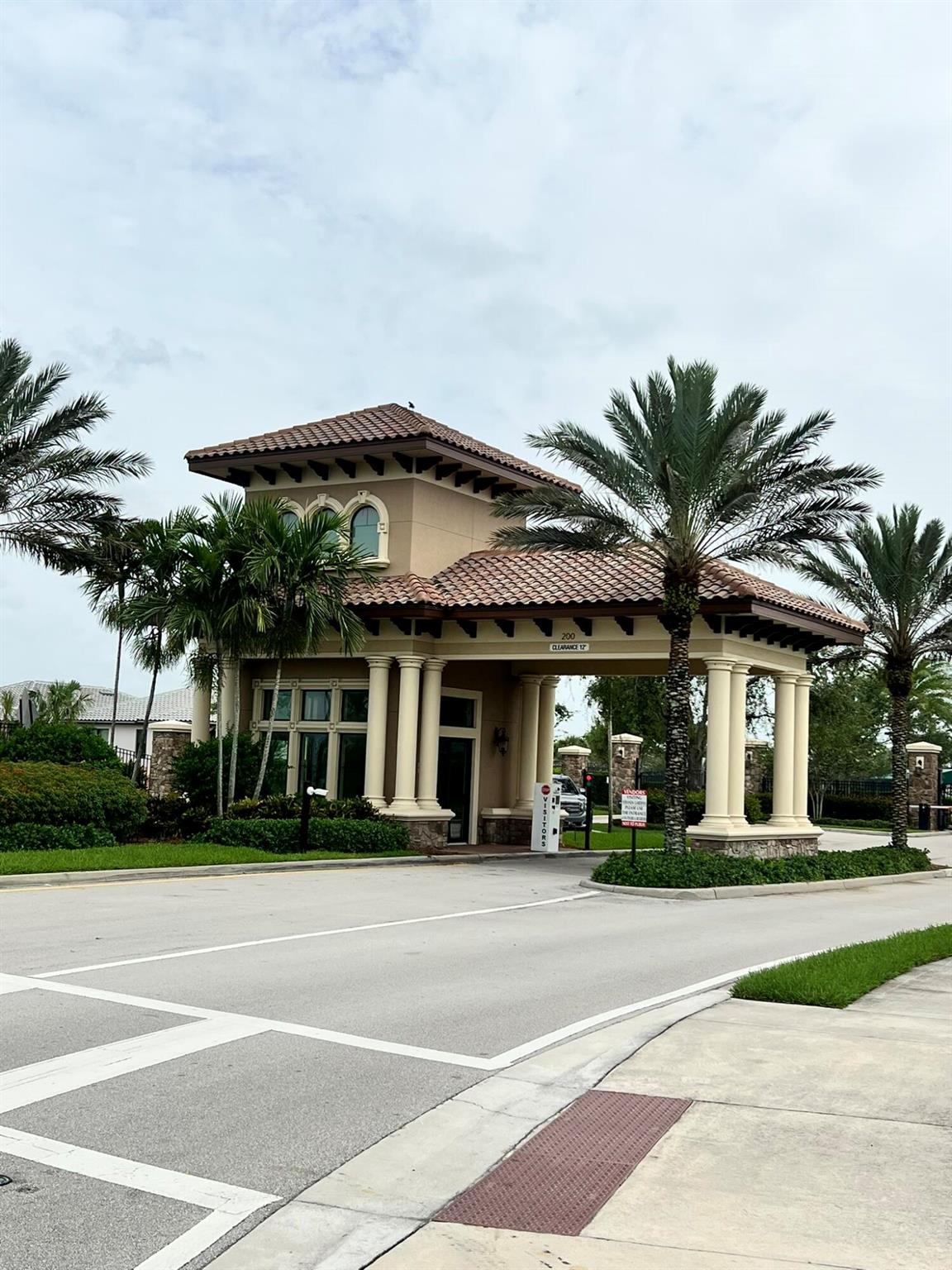 VERANDA GARDENS - Residential Lease