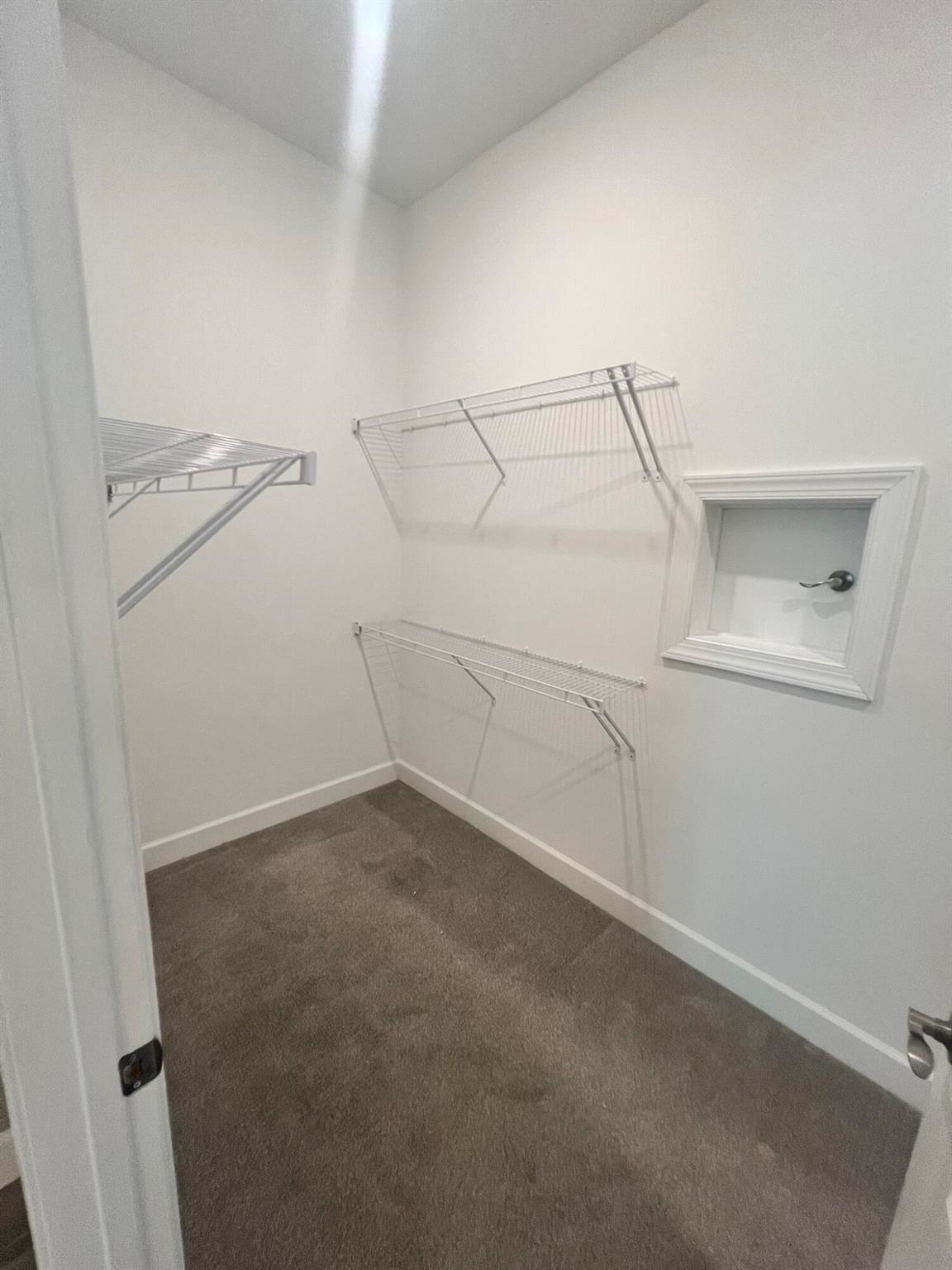 VERANDA GARDENS - Residential Lease