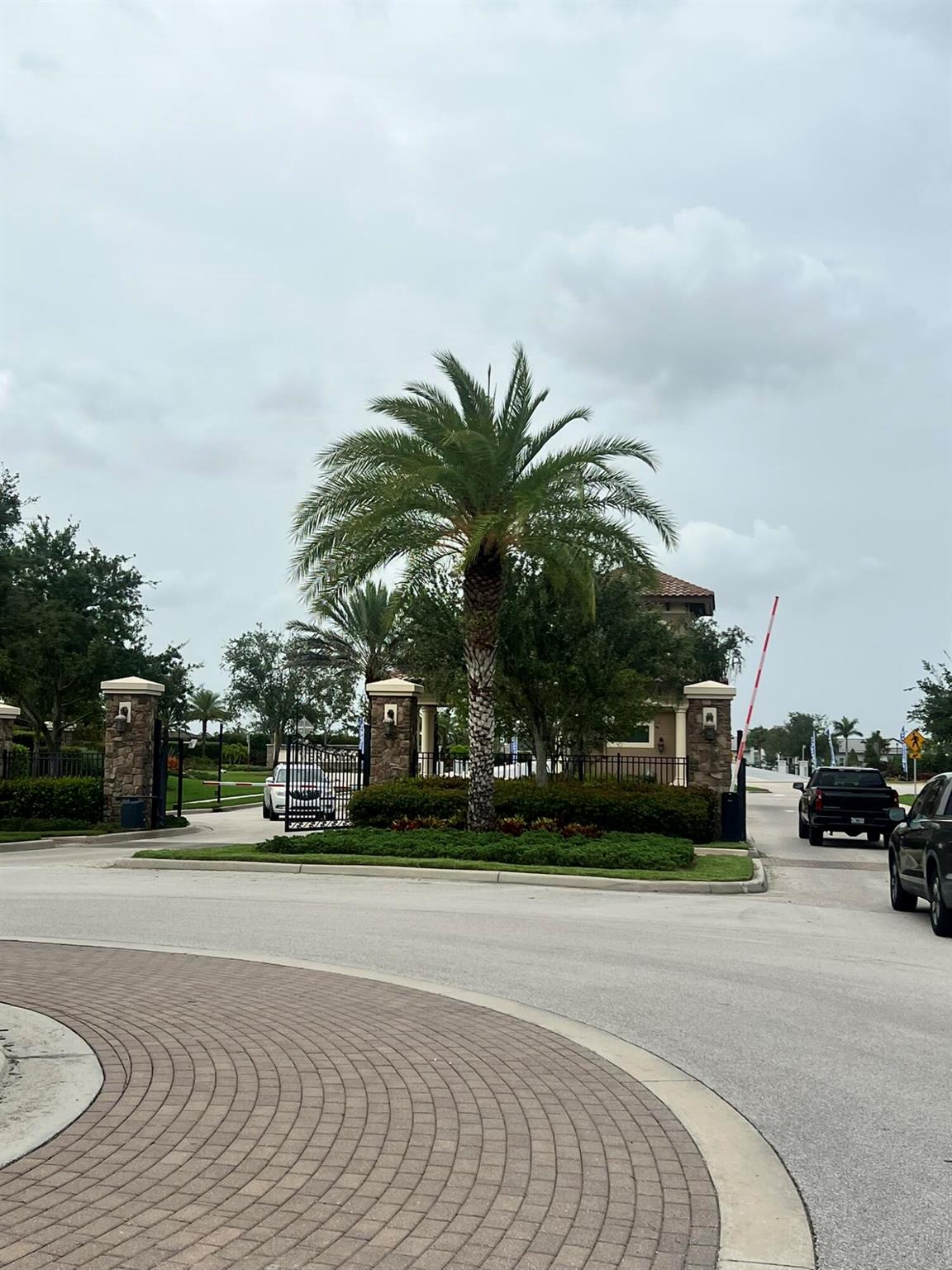 VERANDA GARDENS - Residential Lease